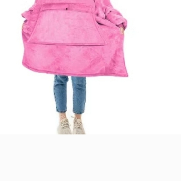 Solaris Premium Other - New Pink Hooded Blanket